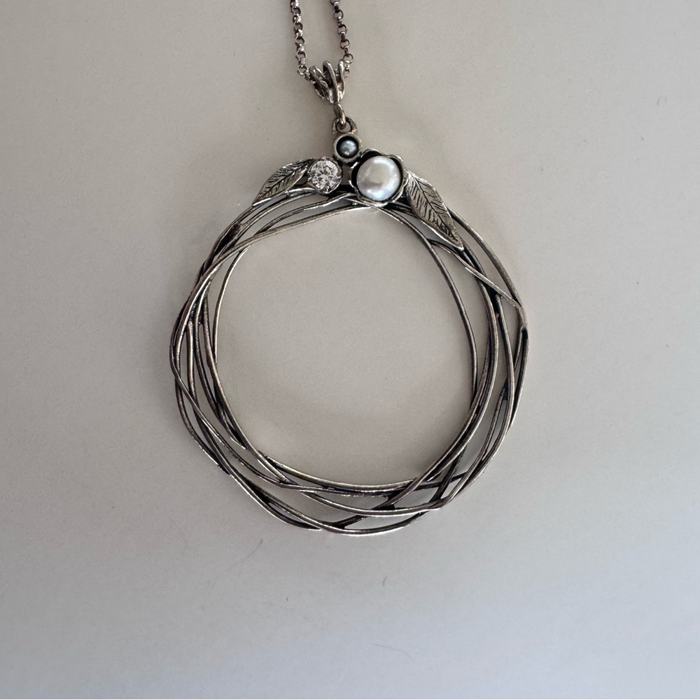 Nou Zumba Israel 925 Silver Wire Nest w/ pearl Necklace - 24” Rolo Chain